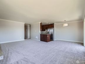 2514 57th Avenue SW 301, Seattle WA 98116