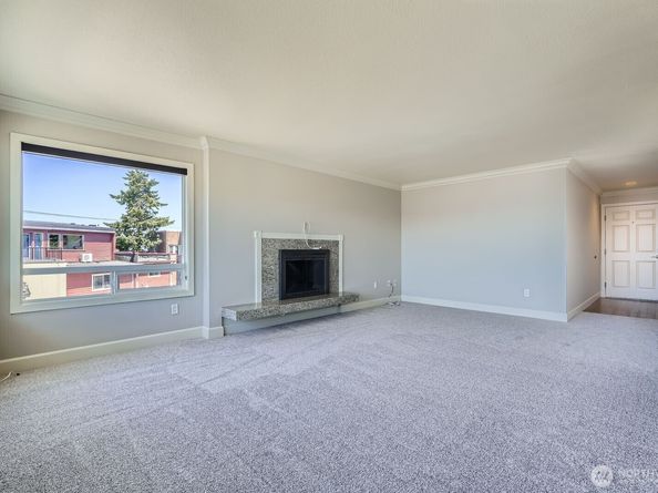 2514 57th Avenue SW 301, Seattle WA 98116