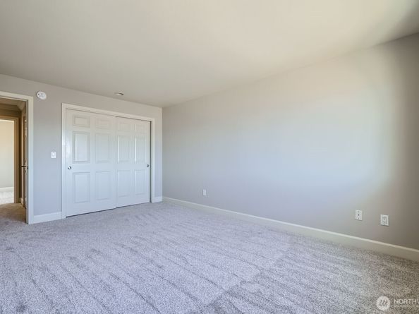 2514 57th Avenue SW 301, Seattle WA 98116