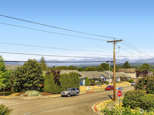 11305 31st Place NE, Lake Stevens WA 98258