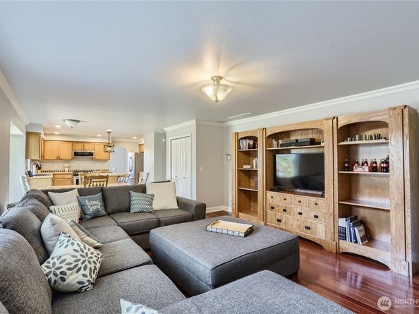 11305 31st Place NE, Lake Stevens WA 98258