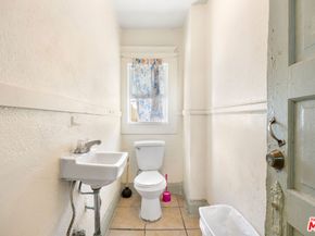 521 S Union Avenue, Los Angeles CA 90017