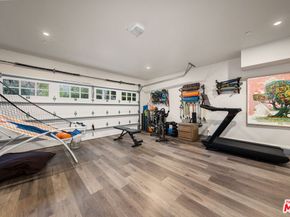 3354 Mandeville Canyon Road, Los Angeles CA 90049
