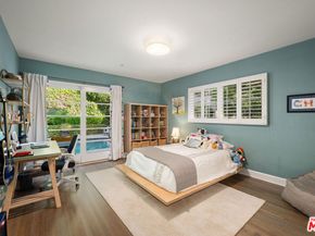 3354 Mandeville Canyon Road, Los Angeles CA 90049