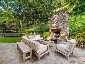 3354 Mandeville Canyon Road, Los Angeles CA 90049