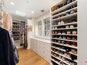 3354 Mandeville Canyon Road, Los Angeles CA 90049