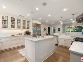 3354 Mandeville Canyon Road, Los Angeles CA 90049