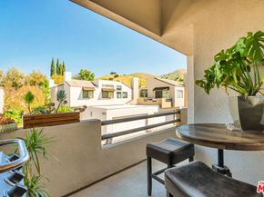 4267 Las Virgenes Road 1, Calabasas CA 91302
