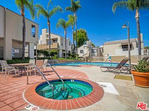 4267 Las Virgenes Road 1, Calabasas CA 91302
