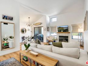4267 Las Virgenes Road 1, Calabasas CA 91302