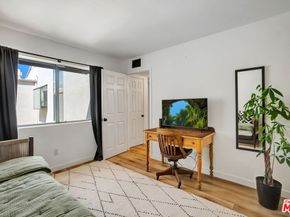 4267 Las Virgenes Road 1, Calabasas CA 91302