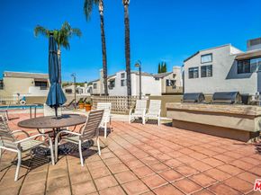 4267 Las Virgenes Road 1, Calabasas CA 91302