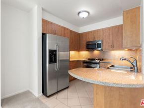 267 S San Pedro Street 221, Los Angeles CA 90012