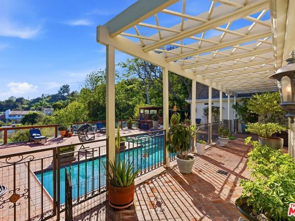 9820 Gloucester Drive, Beverly Hills CA 90210
