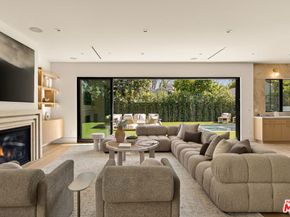 11500 Kingsland Street, Los Angeles CA 90066