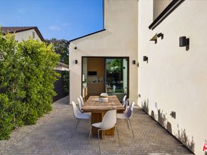 11500 Kingsland Street, Los Angeles CA 90066