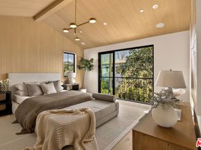 11500 Kingsland Street, Los Angeles CA 90066