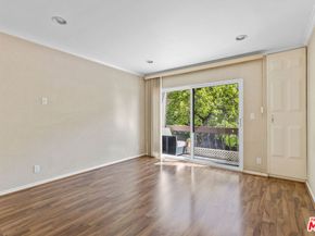 7300 Franklin Avenue 447, Los Angeles CA 90046