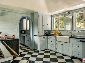 5470 Los Feliz Boulevard, Los Angeles CA 90027