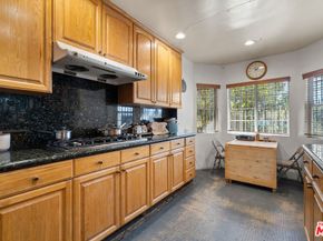 7705 Ben Avenue, North Hollywood CA 91605