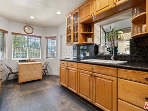 7705 Ben Avenue, North Hollywood CA 91605