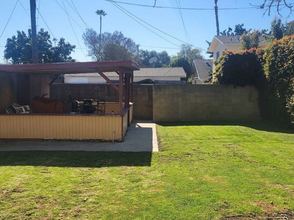 3530 W 27th Street, Los Angeles CA 90018