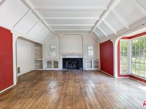 165 Veteran Avenue, Los Angeles CA 90024