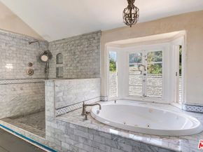 165 Veteran Avenue, Los Angeles CA 90024