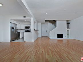 4425 Whitsett Avenue 218, Studio City CA 91604