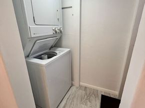 2297 Glendale Boulevard, Los Angeles CA 90039