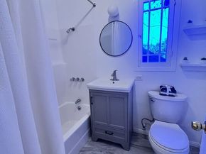 2297 Glendale Boulevard, Los Angeles CA 90039