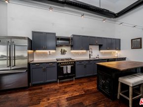 4115 Glencoe Avenue 302, Marina Del Rey CA 90292