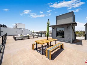 4115 Glencoe Avenue 302, Marina Del Rey CA 90292