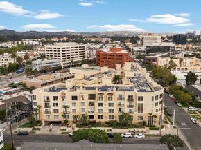 11847 Gorham Avenue 406, Los Angeles CA 90049