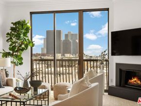 11847 Gorham Avenue 406, Los Angeles CA 90049