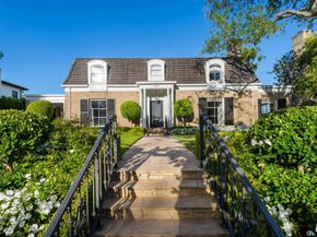 228 S Hudson Avenue, Los Angeles CA 90004