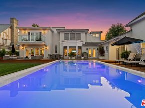 228 S Hudson Avenue, Los Angeles CA 90004