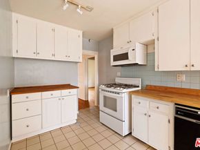 788 N Mar Vista Avenue, Pasadena CA 91104