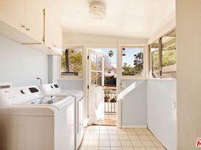 788 N Mar Vista Avenue, Pasadena CA 91104