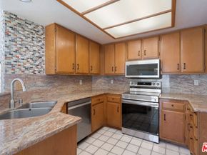 8821 Penridge Place, Inglewood CA 90305