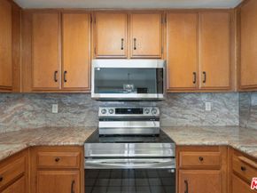 8821 Penridge Place, Inglewood CA 90305