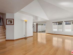 8821 Penridge Place, Inglewood CA 90305