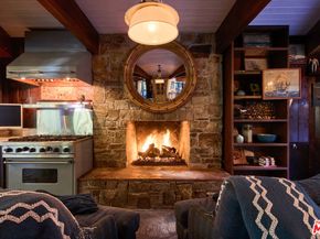 31875 Sea Level Drive, Malibu CA 90265
