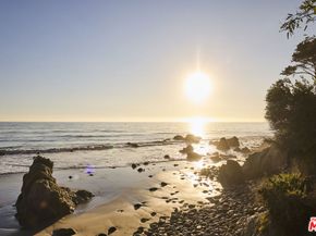 31875 Sea Level Drive, Malibu CA 90265