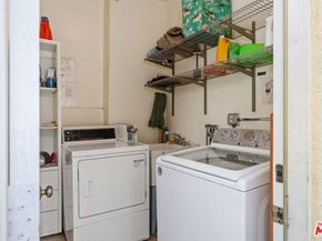 1347 N Mansfield Avenue, Los Angeles CA 90028