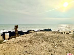 19240 Pacific Coast Highway, Malibu CA 90265