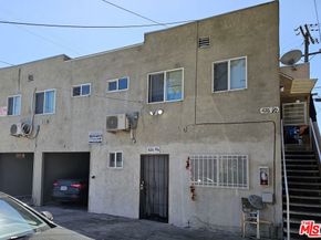 426 W 77th Street, Los Angeles CA 90003