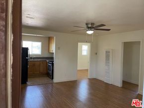 426 W 77th Street, Los Angeles CA 90003