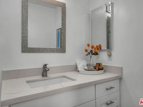 6275 Canterbury Drive 302, Culver City CA 90230