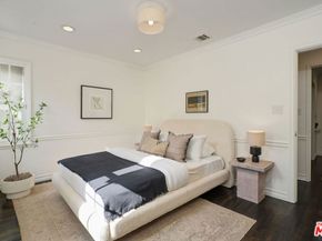 5009 Willowcrest Avenue, North Hollywood CA 91601